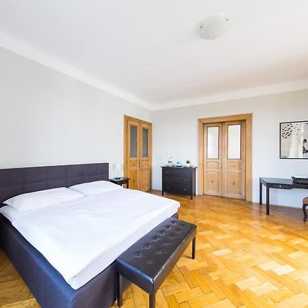 Boheme Apartment Prague Three Ngoại thất bức ảnh