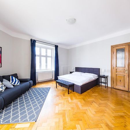Boheme Apartment Prague Three Ngoại thất bức ảnh