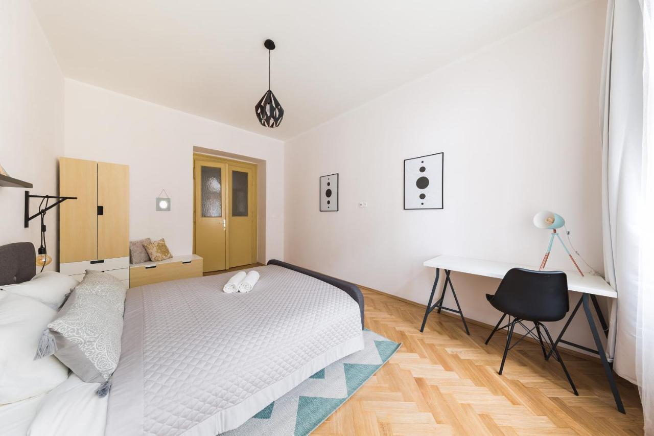 Boheme Apartment Prague Three Ngoại thất bức ảnh